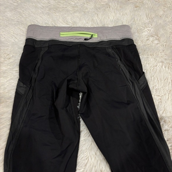 Lululemon Women's Chase Me Crop Cropped II Running Leggings Pants Size 4 - Picture 12 of 15